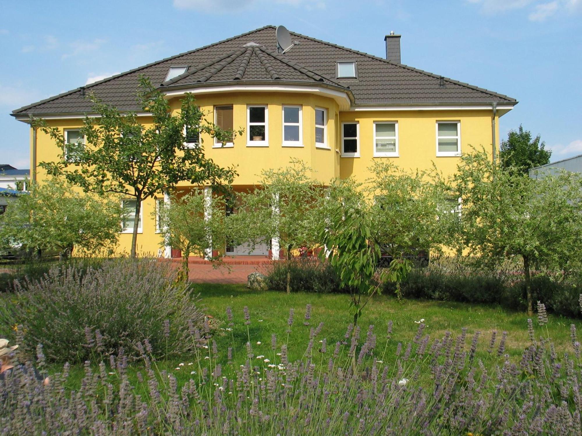 Felixanum Hotel & Galerie Isernhagen Dış mekan fotoğraf